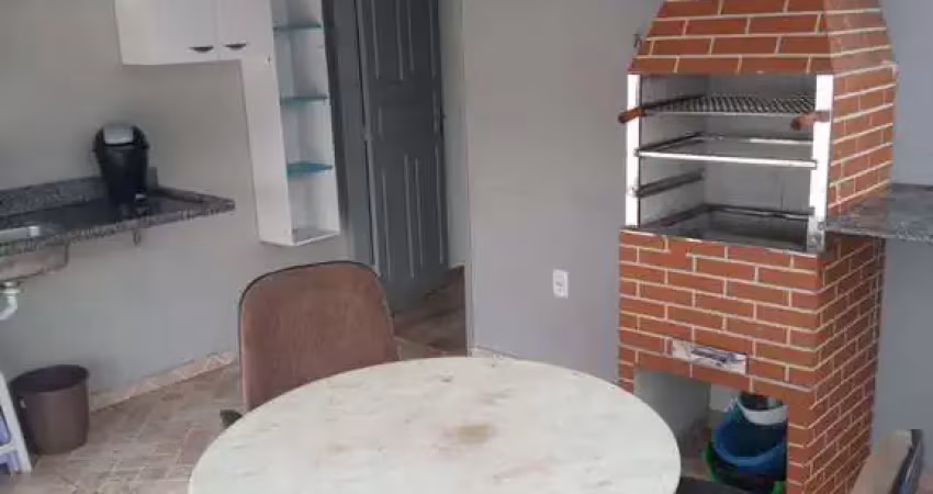 Cobertura duplex à venda na praia do morro, com 3 quartos, sendo 2 suítes, excelente localização, todo reformado, 1 vaga de garagem e terraço