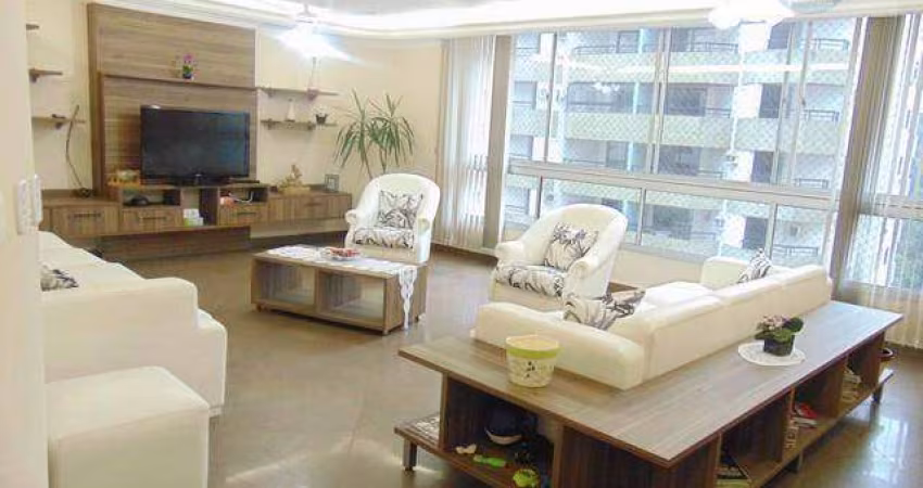 Pitangueiras,Local Nobre,70 M do Mar,1 por Andar,140 M² Úteis,Garagem,Churrasqueira,Totalmente Reformado,Top de Linha,Lindo!!!