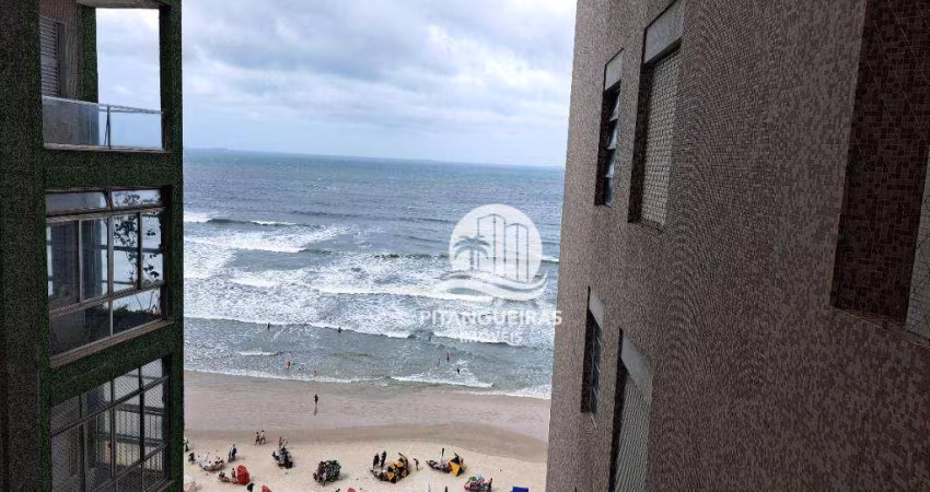 APARTAMENTO FRENTE AO MAR, COM VISTA, SÃO 3 DORMITÓRIOS SENDO 1 SUÍTE.