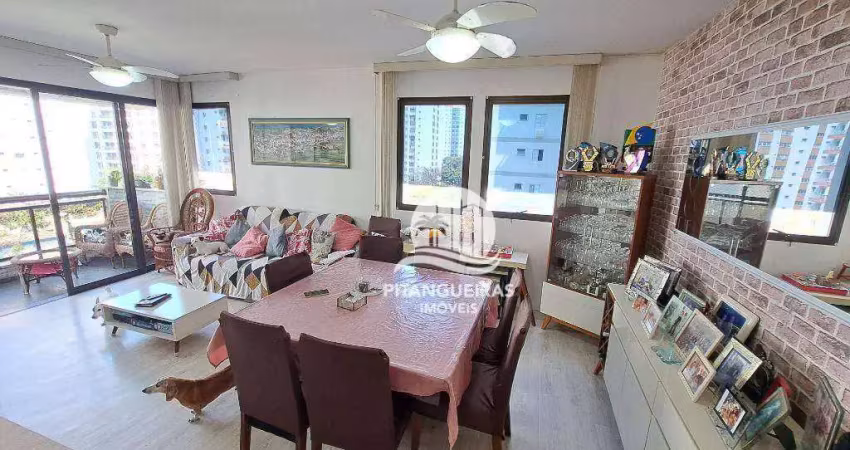 Apartamento amplo na praia das pitangueiras, 2 quadras da praia.