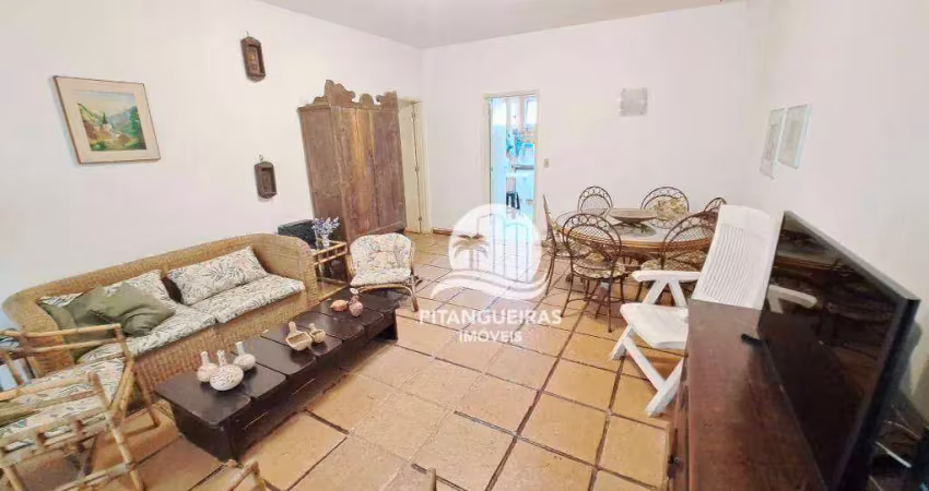 Apartamento amplo mobiliado 1 vaga de garagem 1 quadra da praia