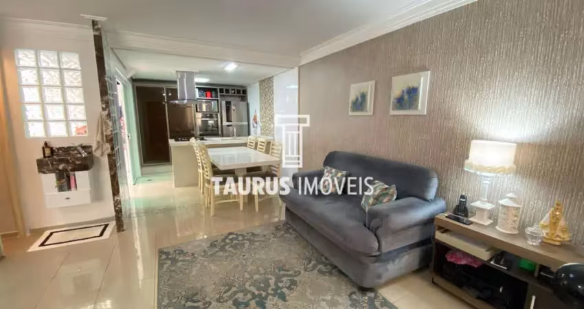 Casa em Condomínio 3 quartos, 98 m², à venda por R$755.000