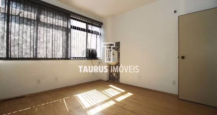 Sala Comercial, 37 m², à venda por R$135.000