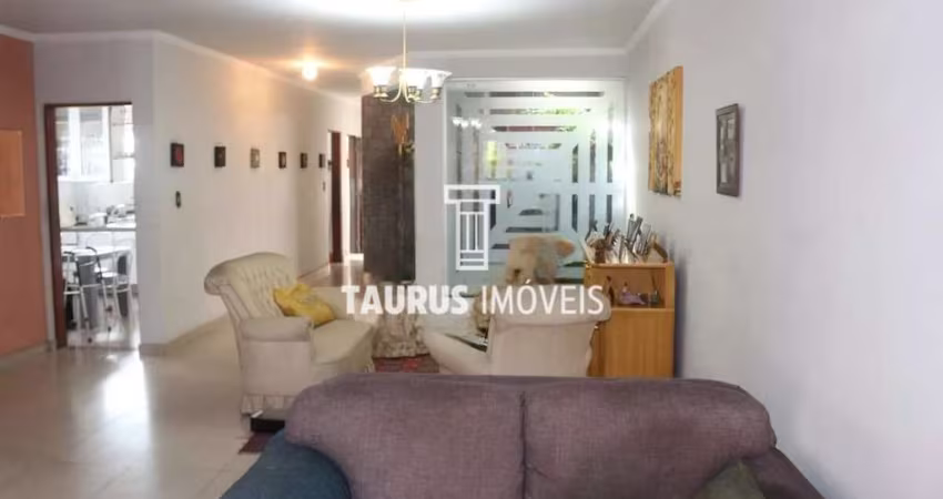 Casa 3 quartos, 246 m², à venda por R$1.500.000