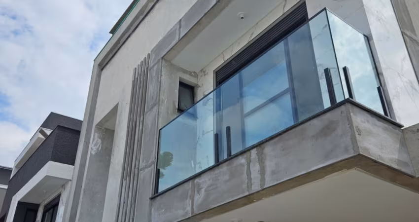 Exclusivo triplex em condomínio bairro guaira com 3 quartos e suíte