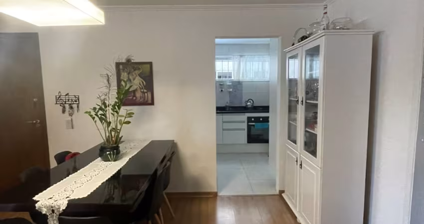 Amplo apartamento 03 quartos com suíte e closet - Juveve