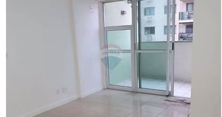 Apartamento com 2 quartos para alugar no Recreio dos Bandeirantes, Rio de Janeiro 