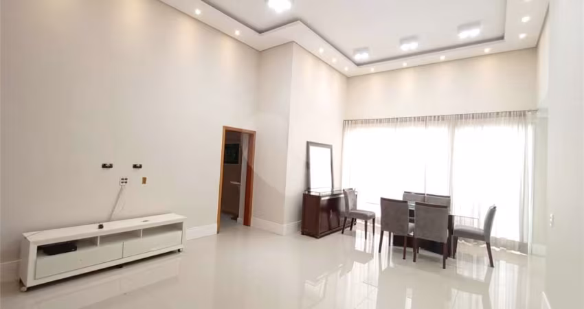 Casa com 3 quartos à venda ou para locação em Jardim Santa Lúcia - SP