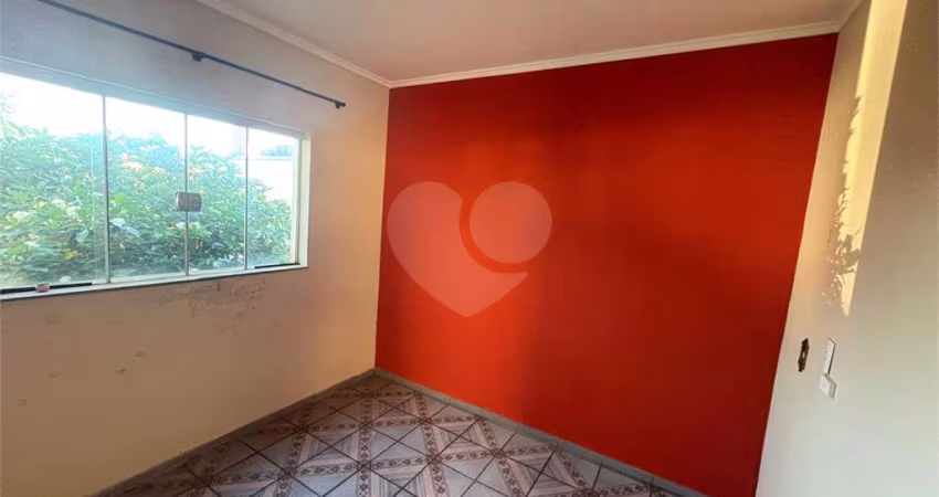 Sobrado com 2 quartos à venda em Parque Residencial Elizabeth - SP