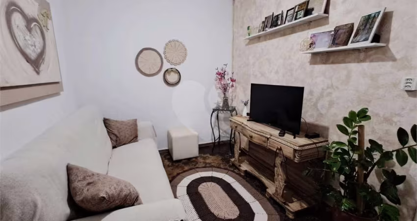 Casa com 3 quartos à venda em Núcleo Habitacional João Zillo - SP