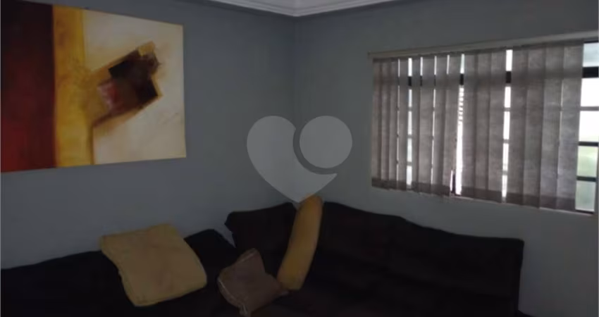 Casa com 2 quartos à venda em Jardim Itapuã - SP