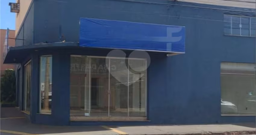 Salão Comercial com 1 quartos para locação em Centro - SP