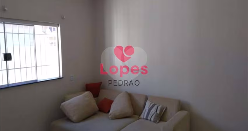 Casa com 3 quartos à venda em Vila Santa Cecília - SP