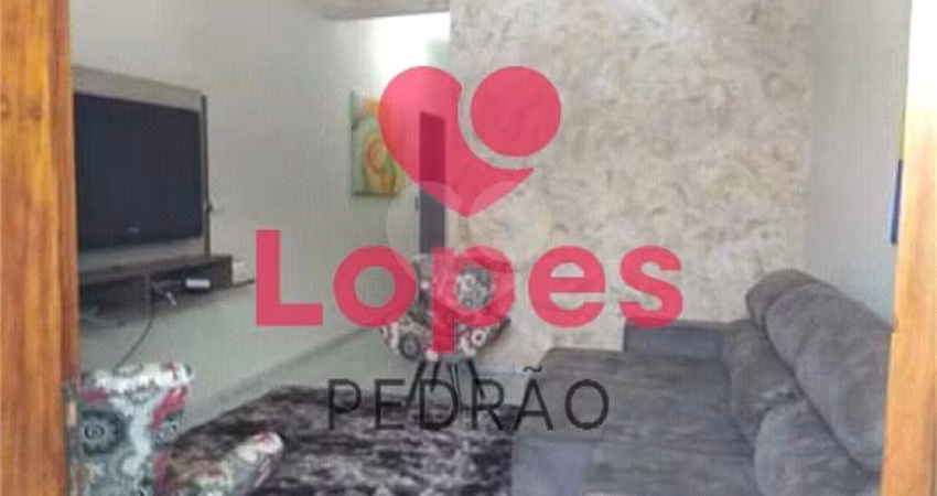 Casa com 3 quartos à venda em Jardim Ubirama - SP