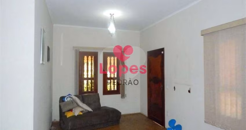 Casa com 3 quartos à venda em Jardim Morumbi - SP