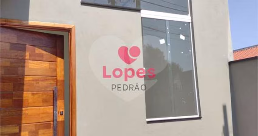 Casa com 3 quartos à venda em Jardim Maria Luíza I - SP