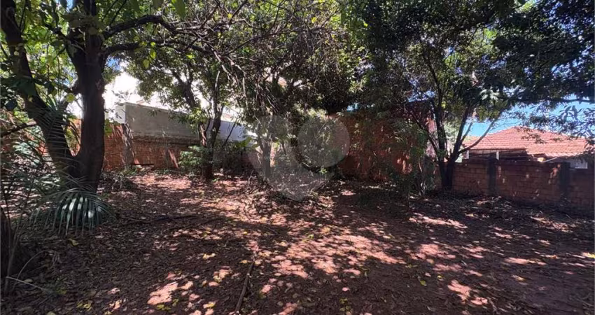 Terreno à venda em Jardim Morumbi - SP