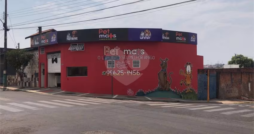 Salão Comercial à venda em Vila Bom Jesus - SP