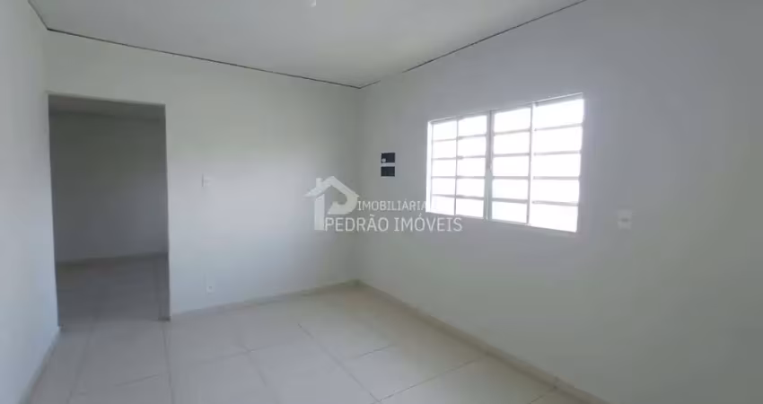 Casa com 3 quartos para alugar na Vila Mamedina, Lençóis Paulista 