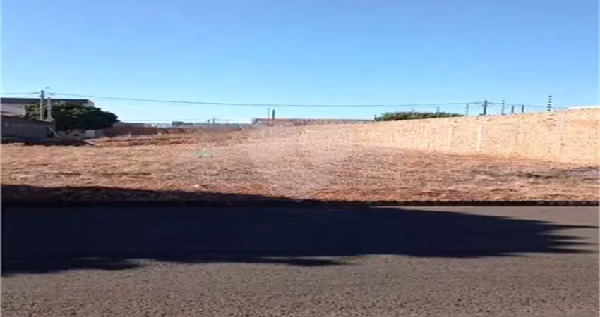 Lote/terreno de 296m² no bairro jardim santa lúcia, em lençóis paulista