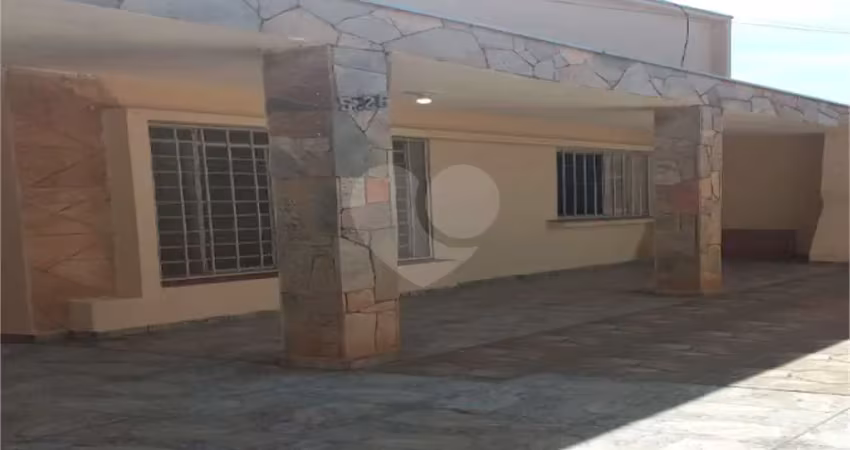 Casa com 2 quartos à venda na Vila Falcão, Bauru 