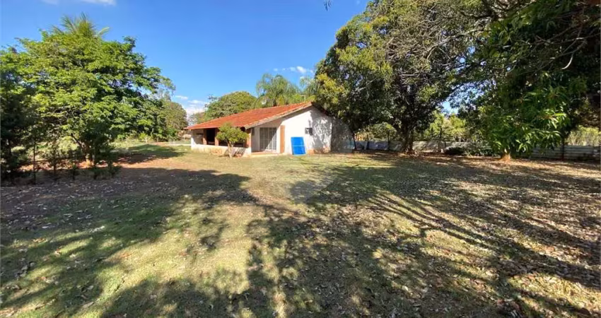 Fazenda/sítios/chácaras de 2 quartos, 117m² no bairro chácaras tia emília, em lençóis paulista
