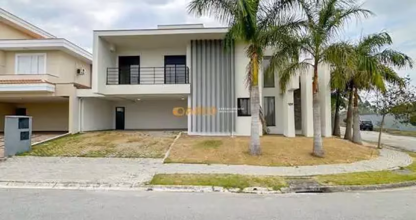 Casa em condomínio - 4 suítes - 600m² de terreno - excelente acabamento