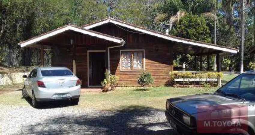 Chácara com 3 dormitórios à venda, 5300 m² por R$ 1.500.000,00 - Chácara Portal das Estâncias - Bragança Paulista/SP