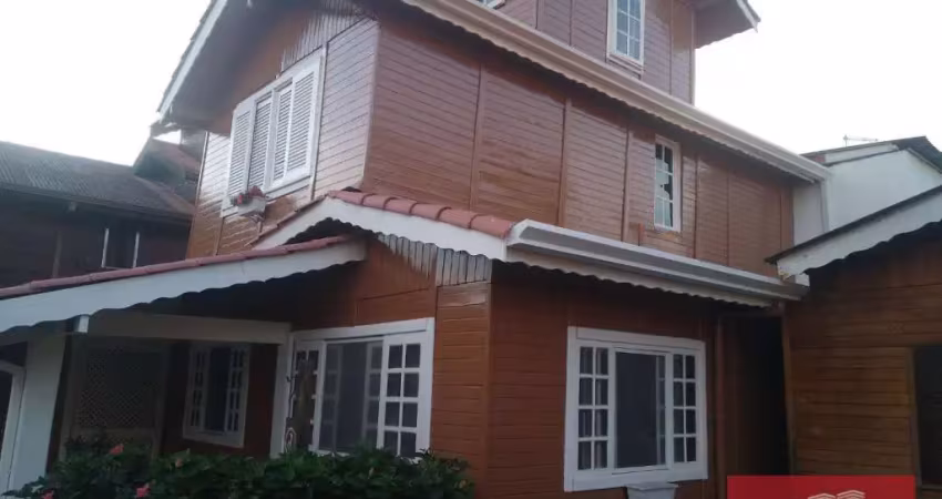 Sobrado com 4 dormitórios à venda, 180 m² por R$ 530.000,00 - Chácaras Maringá - Atibaia/SP