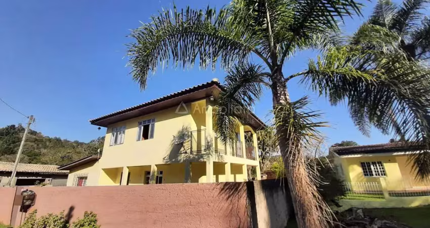 Casa com 3 quartos à venda na Oraci de Jesus Cordeiro Santos, 36, Taquari, Campina Grande do Sul