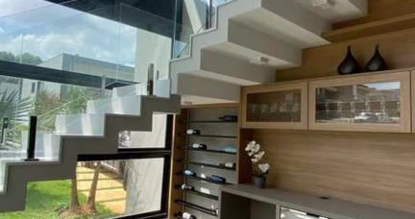 VENDE-SE LINDO SOBRADO NO CONDOMÍNIO RESIDENCIAL DUAS MARIAS