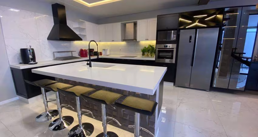 Sobrado para venda em Jardim Bela Vista de 305.00m² com 5 Quartos, 3 Suites e 4 Garagens