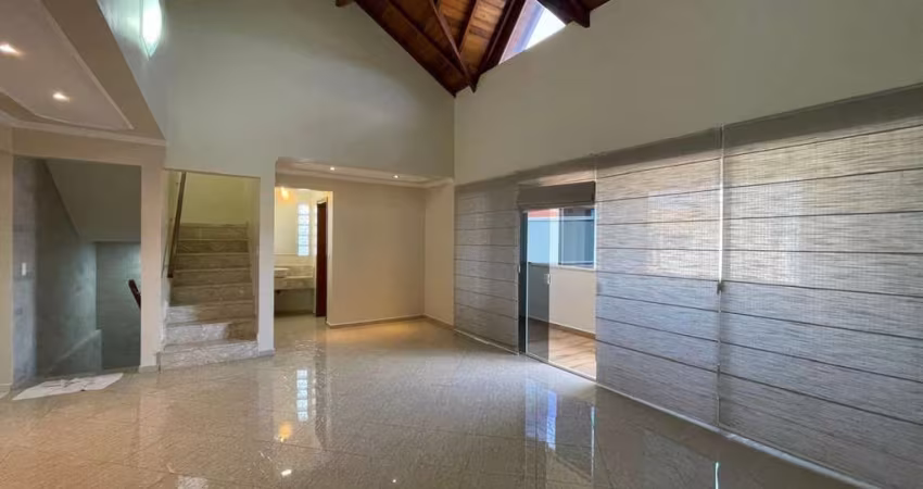 Sobrado para venda em Vila Rubens de 228.00m² com 3 Quartos, 1 Suite e 4 Garagens