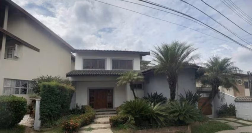 Sobrado para alugar em Aqui Se Vive de 368.00m² com 5 Quartos, 3 Suites e 3 Garagens