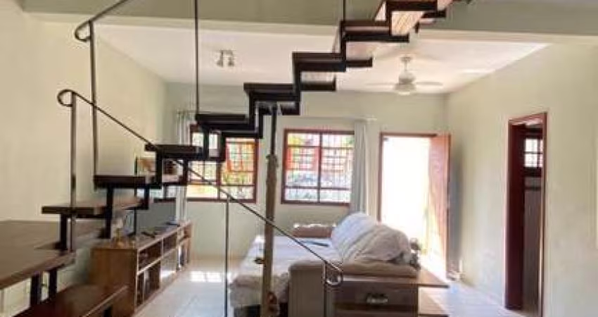 Sobrado para venda em Jardim Regente de 220.00m² com 3 Quartos, 1 Suite e 2 Garagens