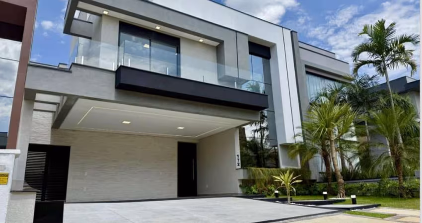 Casa de Condomínio para venda em Residencial Duas Marias de 304.00m² com 3 Quartos, 3 Suites e 4 Garagens