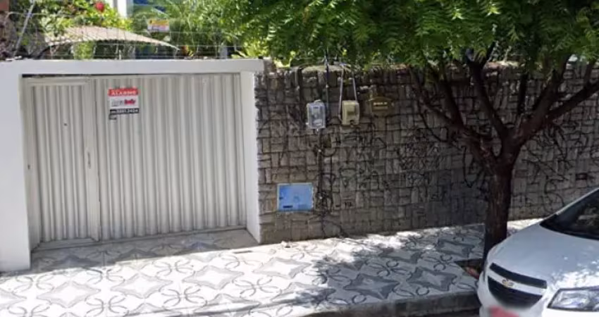 Vende excelente casa para fins comerciais