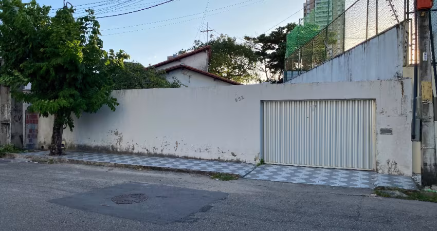 Vende casa no bairro de Fátima