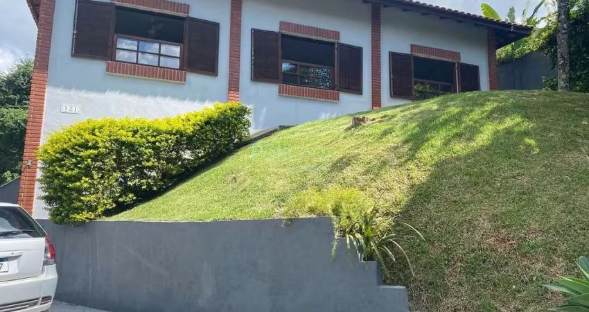 Linda casa à Venda no São Fernando Residencial