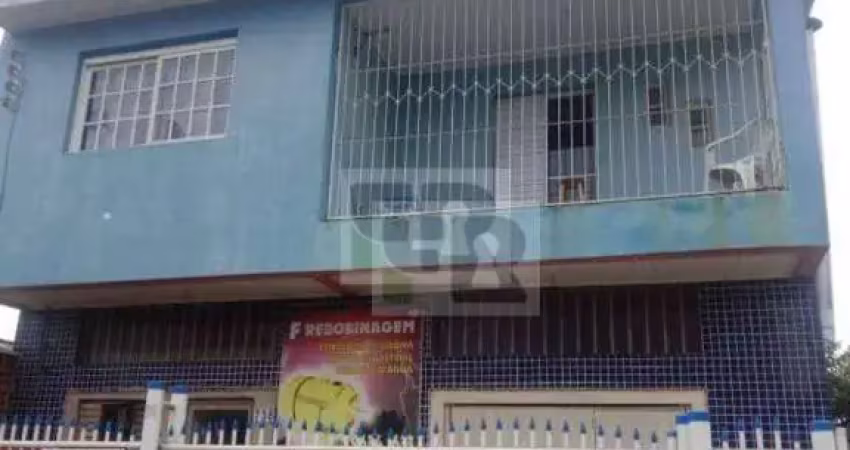 Excelente sobrado de 3 dormitórios, 2 vagas de garagem, formosa, alvorada/rs.