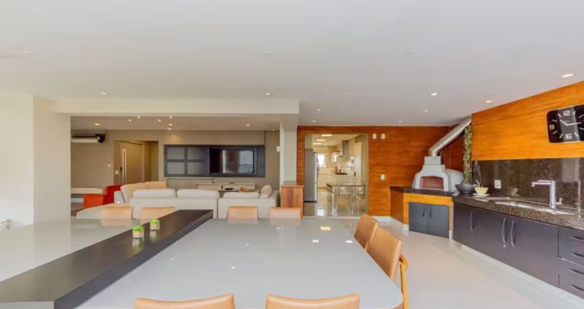 Apartamento tipo para venda com 4 quartos, sendo 4 suítes, 250m²