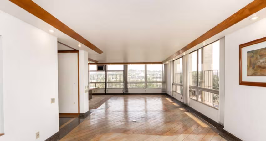 Apartamento tipo para venda com 3 quartos, sendo 1 suíte, 217m²
