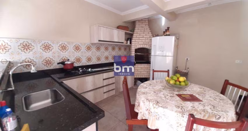 Casa à venda em Santa Bárbara D'Oeste, Vila Mollon IV, com 2 quartos, com 128 m²