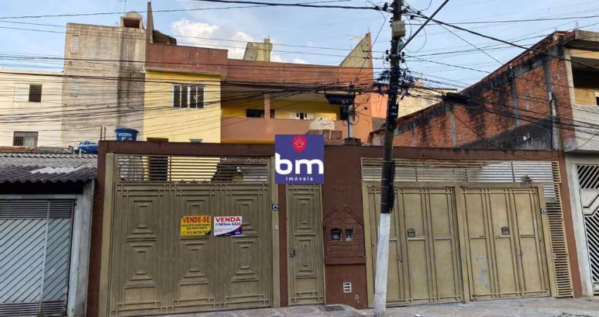 Casa à venda em São Paulo, Parque Regina, com 6 quartos, com 200 m²
