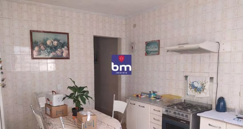 Sobrado à venda em São Paulo, Parque Regina, com 3 quartos, com 120 m²