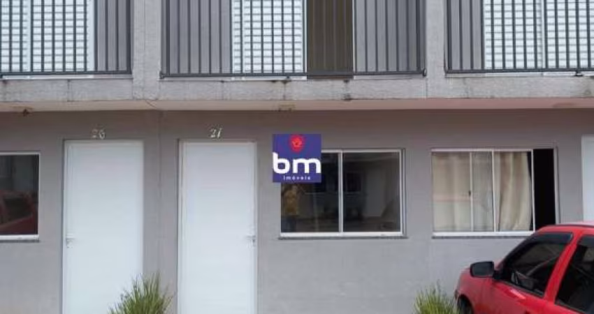 Sobrado à venda em Cotia, Graça, com 2 quartos, com 78 m², Condomínio Residencial Bella Vitta