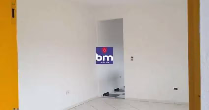 Casa para alugar em São Paulo, Parque Regina, com 2 quartos, com 80 m²