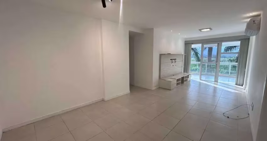 Apartamento para alugar no recreio dos bandeirantes com 4 quartos sendo 2 suítes