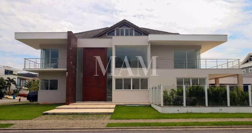 Casa moderna á venda no Condomínio Alphaville na Barra da Tijuca