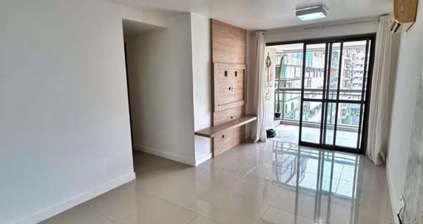 Apartamento com 3 quartos para alugar no Condomínio Park Premium